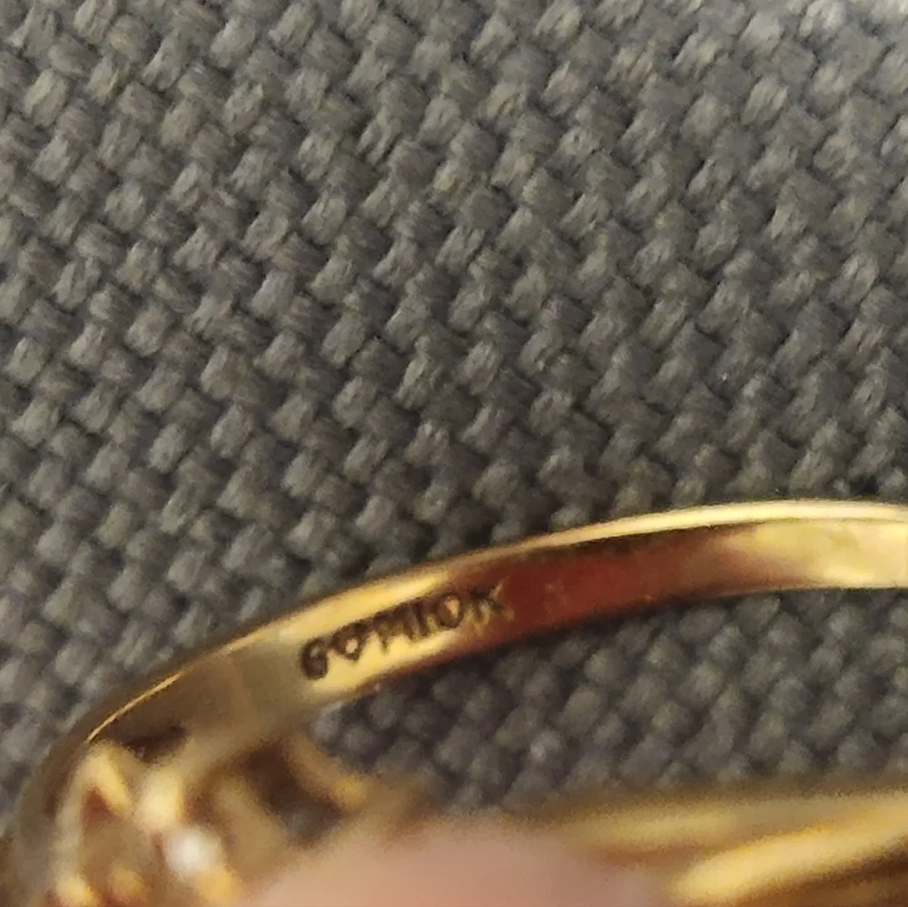 Vintage 10K Gold Emerald & Diamond Ring – Marquise Cut – GTR